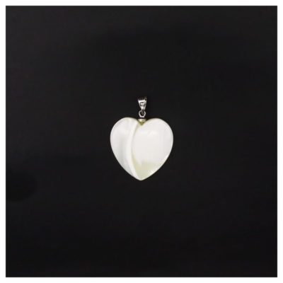 Mother Of Pearl Heart Pendant (20mm)
