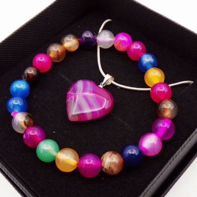 Mixed Banded Agate Bead Bracelet & Heart Pendant Set In Gift Box - Image 2