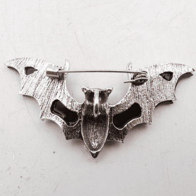 Shell Bat Brooch - Approx Dimensions (65mm x 32mm) - Image 4