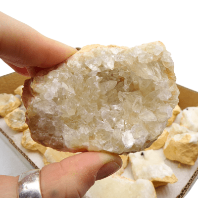 Calcite Druze Pieces Tray (23 pcs) - Image 4