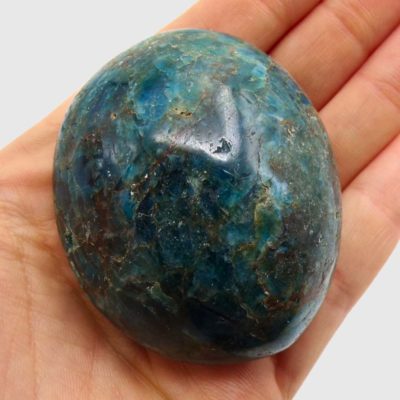 Apatite Palmstone (65mm x 55mm) - Image 4