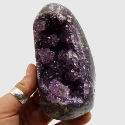 Uruguayan Amethyst Flat Geode (540g) - Image 5