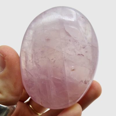 Rose Quartz Palmstone (65mm x 55mm) - Image 3