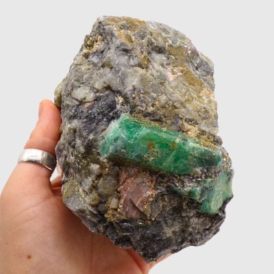 (A Grade) Rough Emerald (1.4KG) - Image 4