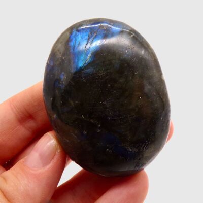 Labradorite Palmstone (60mm x 46mm) - Image 3
