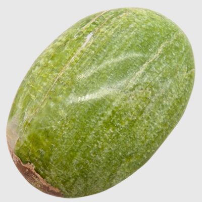 Tremolite Palmstone (85mm x 60mm) - Image 2