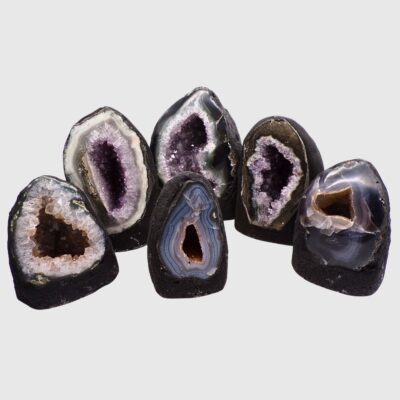Amethyst Cut Base Geodes Tray Deal (14.14KG) 20% OFF!!! - Image 3